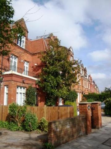 			HUGE PRIVATE ROOF TERRACE, 2 Bedroom, 1 bath, 1 reception Flat			 Goldhurst Terrace, WEST HAMPSTEAD
